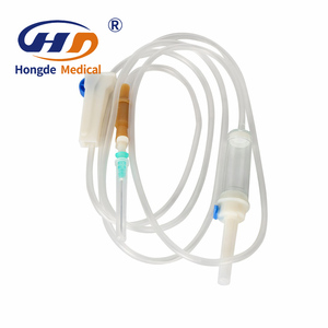 Set per infusione endovenosa in PVC HD da 1,5 m con punta ventilata in PP, morsetto a rullo in PE e camera di filtraggio a goccia - Product Image 1