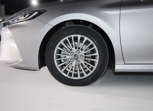 Voiture <span class=keywords><strong>Hybride</strong></span> d'Occasion Toyota <span class=keywords><strong>Camry</strong></span> 2.0L Essence 5 Places <span class=keywords><strong>2023</strong></span> à Vendre en Chine - Product Image 6