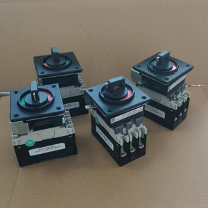 Interruptor de Alimentación del Gabinete de Control del Robot FANUC MATE, Interruptores Independientes de 3P y 24V - Product Image 2