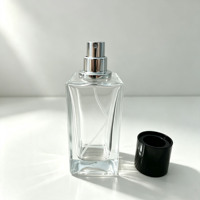 Flacon pulvérisateur de parfum classique en verre rectangulaire de 50 ml avec couvercle magnétique, flacon de parfum vide transparent en verre serti de 50 ml pour la vente en gros
