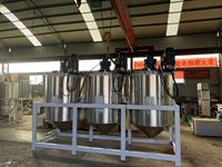Ligne de production de machine à fabriquer des granules de savon à l'huile de palme entièrement automatique et efficace avec PLC et moteur