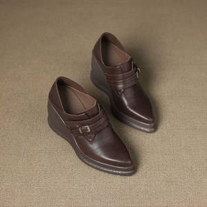 <b>Chinese</b>-made Autumn and Winter Unisex High Heels Are Selling Well. High-end Comfortable Designer <b>Shoes</b> with Cow Leather Upper - Product Image 2