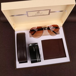 Set Regalo di Moda Maschile: Orologio, Portafoglio, Portachiavi, Set di Profumi in Elegante Confezione Regalo per Festa del Papà, San Valentino, Compleanno - Product Image 6