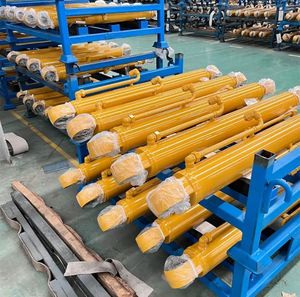 Yüksek kaliteli kova kol bom silindir ekskavatör kepçesi hidrolik silindir - Product Image 1