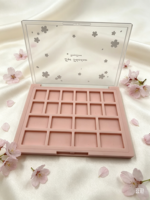 Palette de maquillage vide à 10 grilles avec couvercle transparent et base rose pour fard à paupières personnalisé et cosmétique