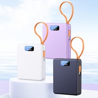 Boîte de batterie externe haute capacité 8000mAh avec écran numérique 10W 22.5W Chargeur portable avec câble pour téléphone