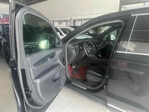 YK MOTORS 2024 รถเบนซิน Cadillac <span class=keywords><strong>XT6</strong></span> 2020 28T หกที่นั่ง 4WD หรูหราลดราคา - Product Image 4