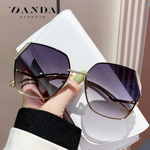 Gafas de Sol DANDA Sin Montura JS8565 Rectangulares UV400, Gafas de Sol de Moda para Mujer - Product Image 1
