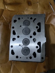 Z600 Cylinder Head Complete 15261-03040 15261-03043 15221-03030 15221-03029 for Kubota B5100D B5100E Excavator Accessories - Product Image 4
