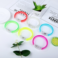 Bracelet LED bâtons lumineux personnalisés en gros Bracelet pour fournitures de fête