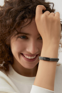 CYNYA Bracciale da <span class=keywords><strong>Uomo</strong></span> Personalizzabile in Acciaio Inossidabile con Corda da Vela, Charm Personalizzato, Gioiello alla Moda, Regalo <span class=keywords><strong>per</strong></span> <span class=keywords><strong>San</strong></span> <span class=keywords><strong>Valentino</strong></span> - Product Image 3