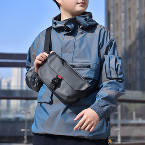 Nueva Mochila Bandolera Cruzada para Hombre, Impermeable, con Solapa y Hebilla, para Deportes, Viajes Diarios y Trabajo - Product Image 1