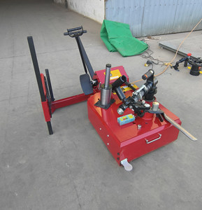 เครื่องเปลี่ยนยาง Howann แบบแขนช่วยคู่ สำหรับยางรถยนต์/SUV/ATV สีแดงดำ มอเตอร์ 220V 0.75KW ขนาดล้อสูงสุด 1000 มม. รับน้ำหนักได้ 2500 กก. - Product Image 5