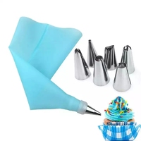 Lot de 8 outils de décoration de gâteaux DIY écologiques en gros, avec douilles de montage en acier inoxydable à 6 embouts et convertisseur de poche à douille en silicone TPU