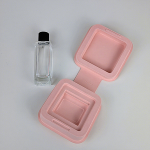 Audífonos Inalámbricos Bluetooth con Tapa Abatible de Pulpa Moldeada Rosa, Embalaje Ecológico de Lujo Biodegradable para Electrónicos - Product Image 1