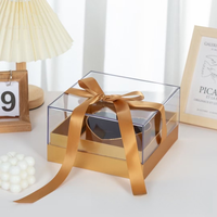 Boîte cadeau en acrylique transparent Evergreenwrap en forme de cœur creux avec fleur de savon rose et poignée en ruban, boîte surprise