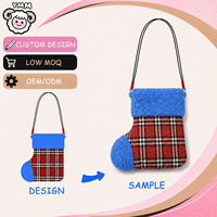 Sac en peluche personnalisé pour chaussette de Noël, sac en peluche OEM ODM, poupée en peluche bleue à carreaux en sherpa pour enfants, cadeau de vacances