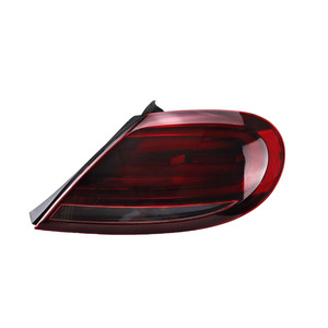 Conjunto de Luces Traseras para Volkswagen Beetle 2013-2020, LED Retrofit con Señales de Giro Secuenciales y Luces de Reversa - Product Image 1
