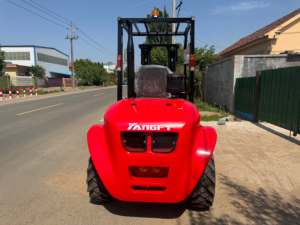 Montacargas Todoterreno 2WD Nuevo Modelo 2026, Capacidad 2.5T 3T 3.5T 4T, Ideal para Espacios Reducidos, Envío Rápido - Product Image 3