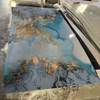 Panneau mural en PVC avec revêtement UV, panneau mural en PVC imperméable, panneau mural en PVC pour salle de bain, bâtiment commercial, directement de l'usine