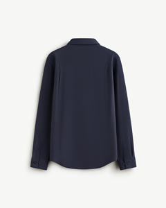 Camisa de negocios informal sólida ajustada teñida con café de manga larga transpirable de otoño para hombre personalizada por Routine Vietnam - Product Image 4