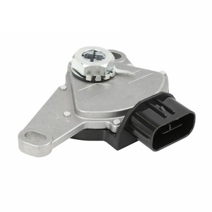 Interruptor Combinado Toyota 84540-46010 para Reparación y Reemplazo de Palanca de Cambios y Transmisión - Product Image 1