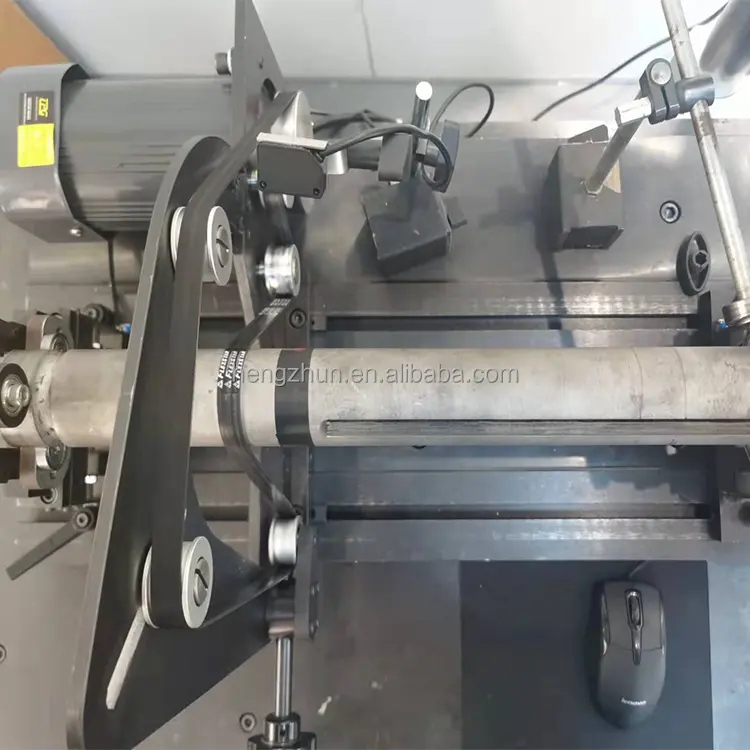 High-precision 5kg 16kg 20kg Workpiece frequency 400-3000 r/min Balance speed Belt Drive Dynamic Balancing Machine