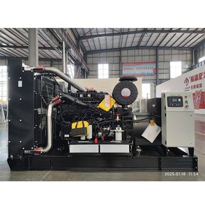 Groupe électrogène diesel silencieux de type ouvert 80 kVA, tension stable, usage intensif, unité de production d'énergie industrielle extérieure - Product Image 5