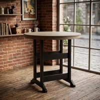 Table d'extérieur moderne bicolore en PEHD avec plateau à lattes, empilable et résistante à l'eau, mobilier de patio durable à hauteur de bar