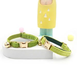 Collare di gatto di velluto di moda con campana piccola classica personalizza il numero di nome di identità dell'animale domestico Comfort durabilità Collare di gatto in Nylon - Product Image 4