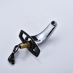 Grifo <span class=keywords><strong>con</strong></span> <span class=keywords><strong>Sensor</strong></span> <span class=keywords><strong>de</strong></span> <span class=keywords><strong>movimiento</strong></span>, grifería <span class=keywords><strong>con</strong></span> jabón, dos grifos - Product Image 2