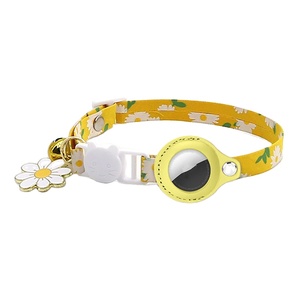 Vente en gros de <span class=keywords><strong>collier</strong></span> de <span class=keywords><strong>chien</strong></span> avec étiquette pneumatique à fleur mignonne, traceur <span class=keywords><strong>GPS</strong></span> <span class=keywords><strong>pour</strong></span> chat de compagnie anti-perte en polyester, excellent rapport qualité-<span class=keywords><strong>prix</strong></span> à bas <span class=keywords><strong>prix</strong></span> - Product Image 1