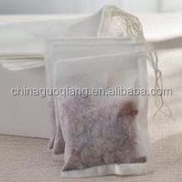 Machine d'emballage automatique verticale pour petit sac intérieur et extérieur de thé granulaire en feuilles cassées pour thé amincissant avec cordon et étiquette