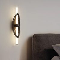 Lampe murale en fer LED post-moderne nordique pour chambre à coucher et salon, décoration d'hôtel de luxe