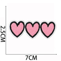 Vente en gros de haute qualité rouge thermocollant broderie coeur étoile champignon dessin animé arc-en-ciel lettre brodée au fer sur patchs