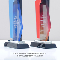 Trophée de badminton en cristal, motif sommet de montagne en émail coloré, style art populaire - Trophée sportif de qualité gravé sablée