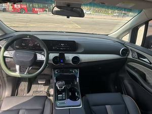 Dongfeng Forthing UTOUR : Empattement de 2,9 m, sept places, redéfinit le voyage familial de première classe à tout budget - Product Image 4