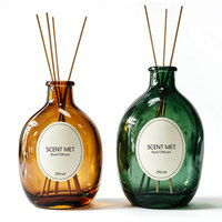Diffuseur de parfum d'ambiance en verre borosilicate minimaliste de luxe avec bâtonnets en rotin naturel, ensemble d'aromathérapie pour salon