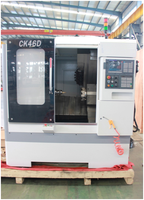 Tour CNC à lit incliné à double broche robuste horizontal TCK550 pour commande haute précision avec 4/8 postes à outils