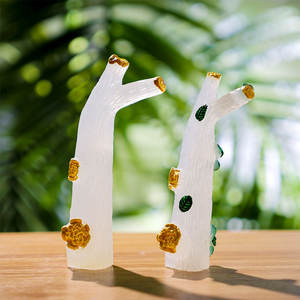 Ornement de micro-paysage, petit arbre, mousse, branche d'arbre DIY, artisanat en résine, décoration de paysage lumineuse, artisanat en résine - Product Image 3