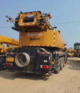 Haute qualité utilisé Sany STC1100T 110ton hydraulique camion grue origine chinoise Weichai moteur boîte de vitesses roulement pompe noyau moteur 73m - Product Image 1