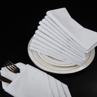 Serviettes en polyester, sets de table et lingettes buccales disponibles pour la vente en gros transfrontalière, personnalisables et brodables
