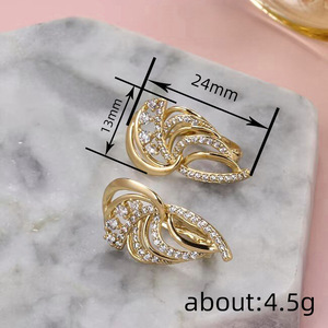 Orecchini a polsino a forma di ala per donna, stile elegante, accessori per l'orecchio da indossare tutti i giorni - Product Image 4