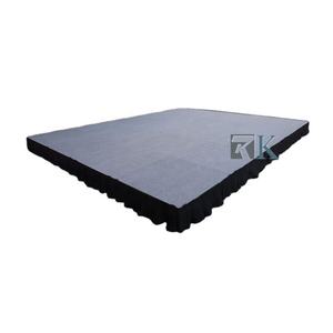 Scène de concert en plein air avec finition moquettée, plateformes pliantes - Product Image 1