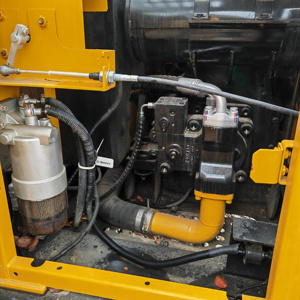 Excavatrice d'occasion SANY95C 9,5T, matériel de construction d'origine chinoise, d'occasion - Product Image 5