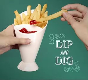 Contenant alimentaire 2-en-1 personnalisé avec logo pour frites, salades, sauces et bonbons – Tasse à trempette pour frites - Product Image 1