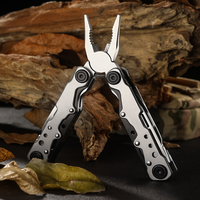 Pince multifonction pliable avec verrou de sécurité, lame de scie en acier inoxydable, couteau de poche, ouvre-bouteille, outil de survie pour le camping et les activités de plein air (EDC)