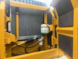 Excavatrice sur chenilles d'occasion CAT 320BL 320B de 20 tonnes de haute qualité, fabriquée au Japon, incluant moteur et boîte de vitesses, équipement de construction d'occasion - Product Image 5