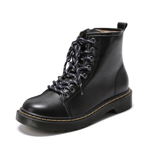 Botines de Piel Vacuna Estilo Británico para Mujer, Forro de Piel, Diseño Sólido, Cuero Genuino, Botines Cortos de Felpa para Otoño e Invierno - Product Image 1
