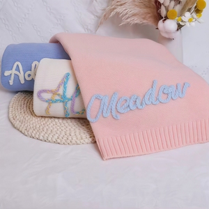 Couverture <span class=keywords><strong>de</strong></span> bébé personnalisée brodée avec le <span class=keywords><strong>nom</strong></span>, 100% coton, cadeaux pour nouveau-nés, garçon/fille, couverture en tricot épais faite à la main - Product Image 2